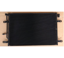 Радіатор кондиціонера Audi A4 04-08 р. 575*388 (без осушувача)