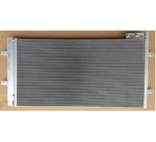 Радіатор кондиціонера Audi Q3 2.0 TDI TFSI 11-> 645*340
