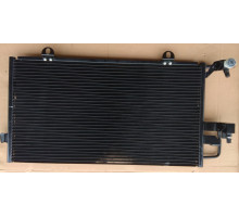 Радіатор кондиціонера Audi A80 B4 91-95 605*350