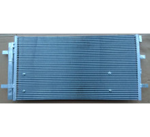 Радиатор кондиционера  Audi A4 A5 Q5 08г.->2,7-3,0 TDi  676 x 335 x 16 mm