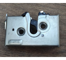 Замок двери Audi A100 задний. R (торцевой) ->88г правый