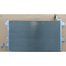 Радиатор кондиционера VW Golf 3 Vento 92-99  557*371(без осушителя)