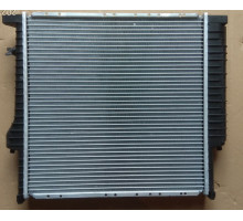 Радіатор BMW E30 320-325 85-91 мех АС+ плоскі соти 440*440