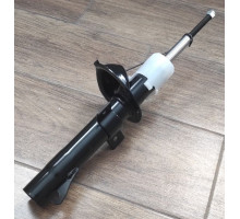 Амортизатор передній Ford Fiesta 95 --
