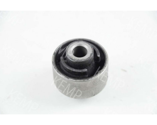 Сайлентблок рычага Ford Mondeo 93 - 96 (ребрист)