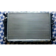 Радиатор  Аudi-100 91-92 2,8 АКПП 632*412