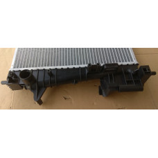 Радиатор Chevrolet Aveo T300 АКПП АС+/- 11-> 620 x 395 x 27 mm плоские соты