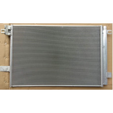 Радиатор кондиционера VW T5 15-> 700 x 434 x 12 mm