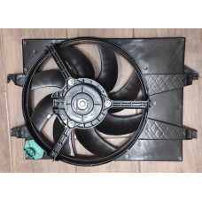 Мотор радиатора Ford Fiesta 01-08 Ford Fusion  02-12 с дифузором и резистором