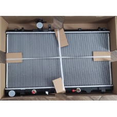 Радиатор SUZUKI	SX4 (EY, GY) (06-) 375 x 708 x 16 mm плоские соты((бензин)