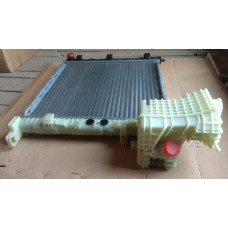 Радиатор Mercedes Vito (638) мех КПП CDI 569*558