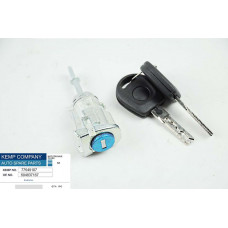 Личинки замка передних дверей левая vw golf iv 1997-,bora 1998-,polo 2001-,skoda
