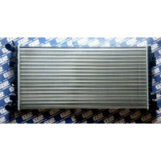 Радиатор Audi A1 VWPolo1.2-1.6 Skoda Fabia 1.2-1.6TDI 2010-> 650*340*32