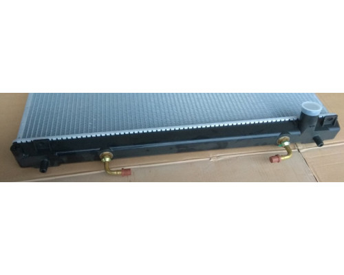 Радіатор Mitsubishi Montero Mitsubishi Pajero 00-06  500 x 688 x 26 mm пл. соти