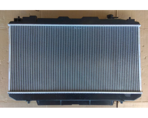Радіатор Toyota RAV4 (XA2) (2000 - 2005) 375 x 742 x 22 mm плоскі соти