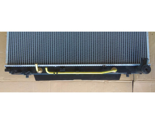 Радіатор Toyota RAV4 (XA2) (2000 - 2005) 375 x 742 x 22 mm плоскі соти
