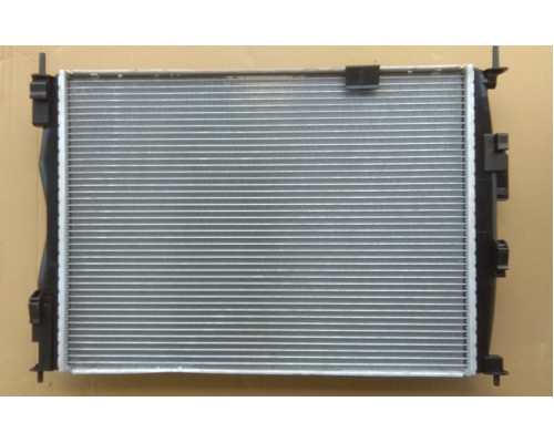 Радіатор Nissan Qashqai I J10 06- 590 x 433 x 27 mm плоскі стільники
