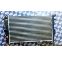 Радіатор Opel Vectra 2,0  617*375 АКП AC+