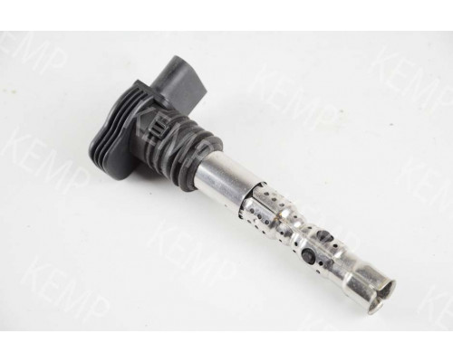 Котушка запалювання  VW Passat В5 Audi 1.8T