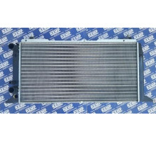 Радіатор  Audi-100 86-91  1.8  4цил 600*307 AC+