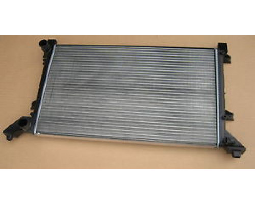 Радіатор VW  LT 28-46 96-06г.680*415 mm