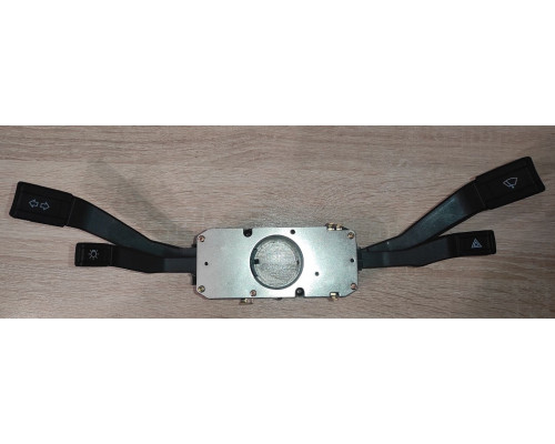 Перемикач поворотів і світла Audi-100 84 -91/Audi-80 86-92