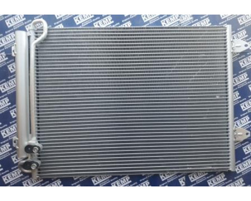 Радіатор кондиціонера VW Passat 1.6-2.0 TDI 05-> 575*440(з осушувачем)
