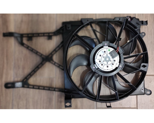Мотор радіатора Opel Astra H 1.4-1.8 (390mm) 04->(з дифузором і реостатом)