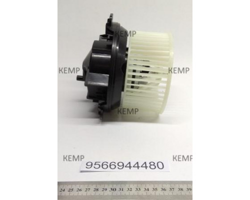 Мотор  пічки ( обігрFiat Scudo Citroen Jumpy Peugeot Expert  AC+ (c блоком упр.)