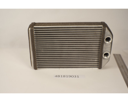 Радіатор пічки (обігрівача) Audi A6 97-05  272*157