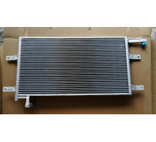 Радіатор кондиціонера VW Passat 88-96г. 710*330(без осушувача)