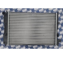 Радіатор Ford Escort 92-00 1,4-2,0 525*380 плоскі соти