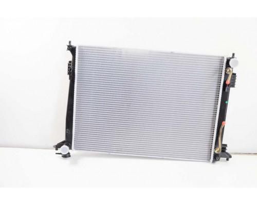 KEMP Радіатор Hyundai IX35 09-20 KIA Sportage 09-15 640 x 482 x 15 мм пл.соти