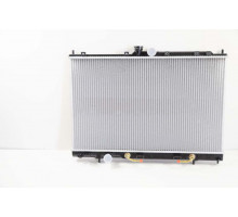 KEMP Радіатор MITSUBISHI OUTLANDER (CU2, 5W) (03-АКПП) 425 x 688 x 27 мм плоскі соти 62893
