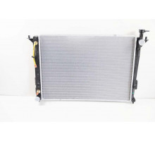 KEMP Радіатор HYUNDAI SANTA FE (DM) (12-) 2.4 i 16V плоскі соти 675068
