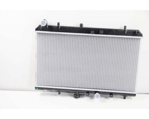 KEMP Радіатор KIA Rio 00 350 x 645 x 16 мм плоскі соти