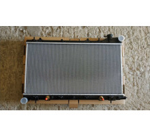 KEMP Радіатор Subaru Forester S11 02- плоскі соти 67728