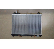 KEMP Радіатор Suzuki Grand Vitara 05- плоскі соти 1770066J10