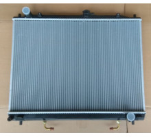 KEMP Радіатор Mitsubishi Montero Mitsubishi Pajero 00-06 500 x 688 x 26 мм пл. соти 628959