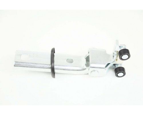 KEMP Ролик бокової двері правий середній з кронштейном Iveco Daily E3 00 -