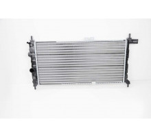 KEMP Радіатор Opel Kadet 1.6-1.8-2.0 630*320 1302029