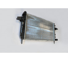 KEMP Радіатор Ford Sierra 87-90 OHC 1.8-2.0 602*368 1652510