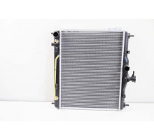 KEMP Радіатор Hyundai Getz 02-11 (372 x 495 x 19 мм) плоскі соти 67496