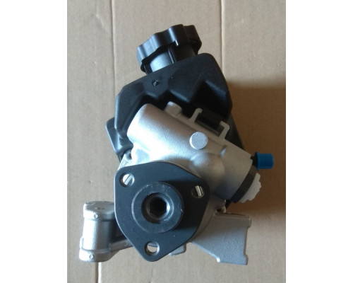 KEMP Насос гідропідсилювача Mercedes Sprinter 2t-4t CDI 00-06р.