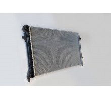 KEMP Радіатор Skoda Oktavia VW Cadi Golf Touran А-3 1.4-1.6 2.0 FSI 04 645*405 плоский 1K0121251E