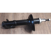 KEMP Амортизатор передній VW Passat-B3 88-92 газ. (стійка) 77642189