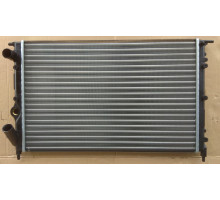 KEMP Радіатор Renault 19 1,7-1,8 92-95 р. 570*378 7700816323