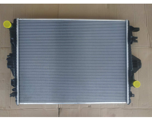 KEMP Радіатор VW Touareg 3.0-3.6 10