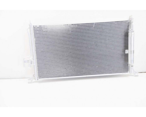 KEMP Радіатор кондиціонера INFINITI FX 02 732 x 388 x 16 мм