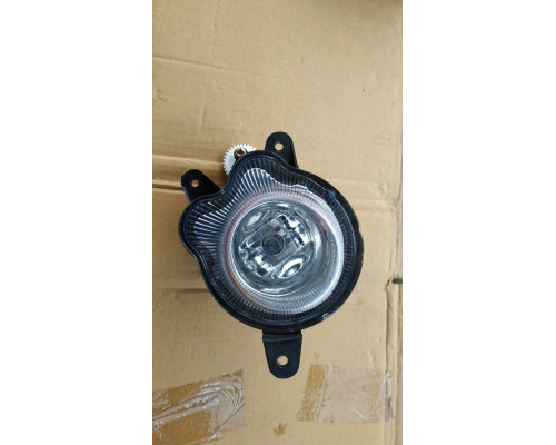 KEMP Фара протитуманна передня R Amulet A15